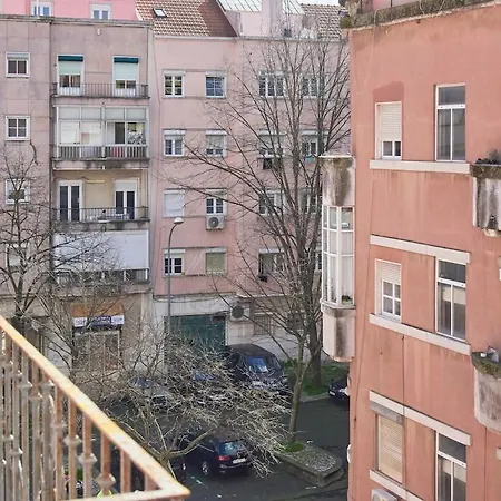 Sunny Terrace T1 Lisboa